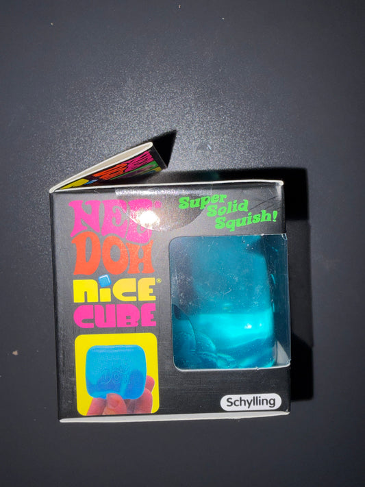 NeeDoh Nice Ice Cube Super Solid Squish